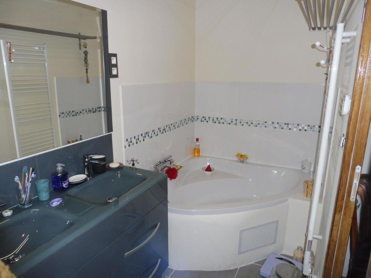 Chambre D'Hotes Des 3 Ifs Vernot Экстерьер фото