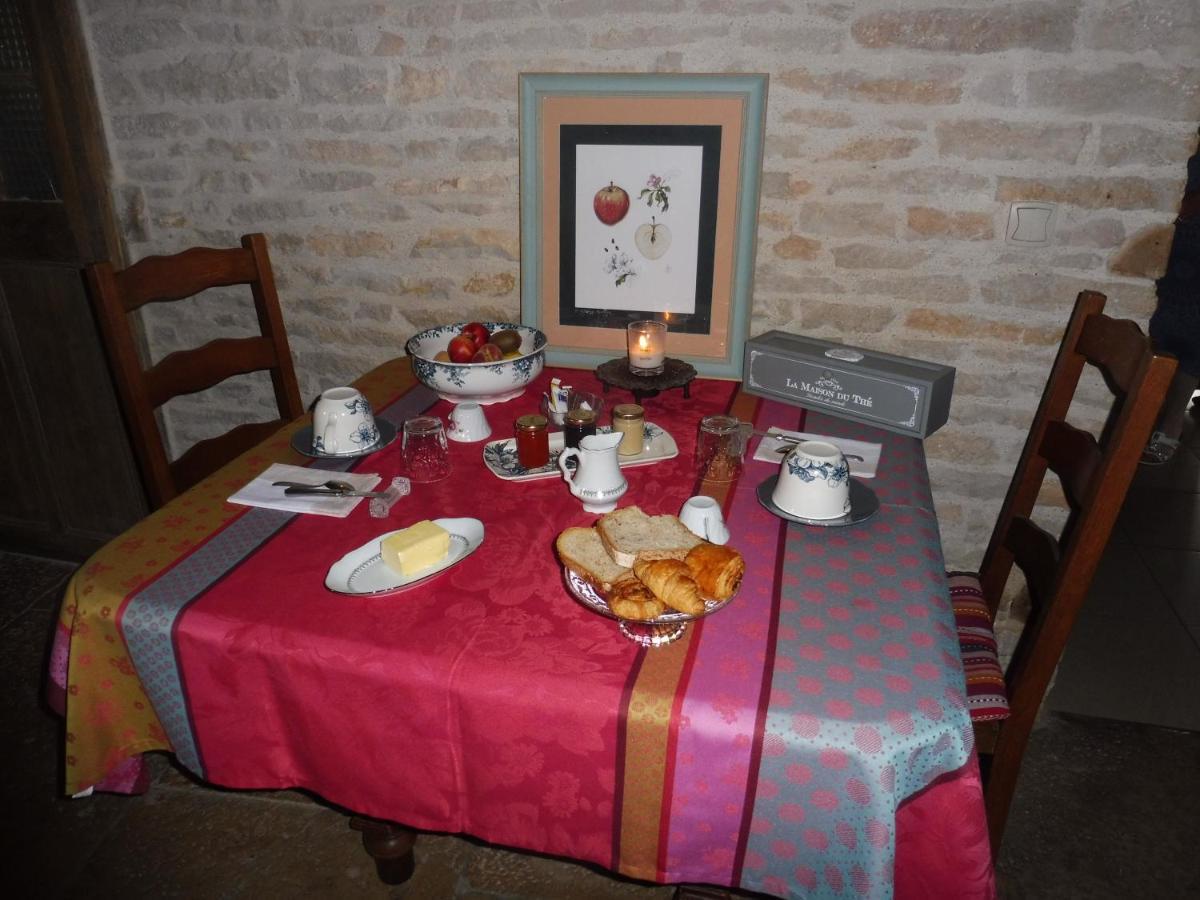 Chambre D'Hotes Des 3 Ifs Vernot Экстерьер фото